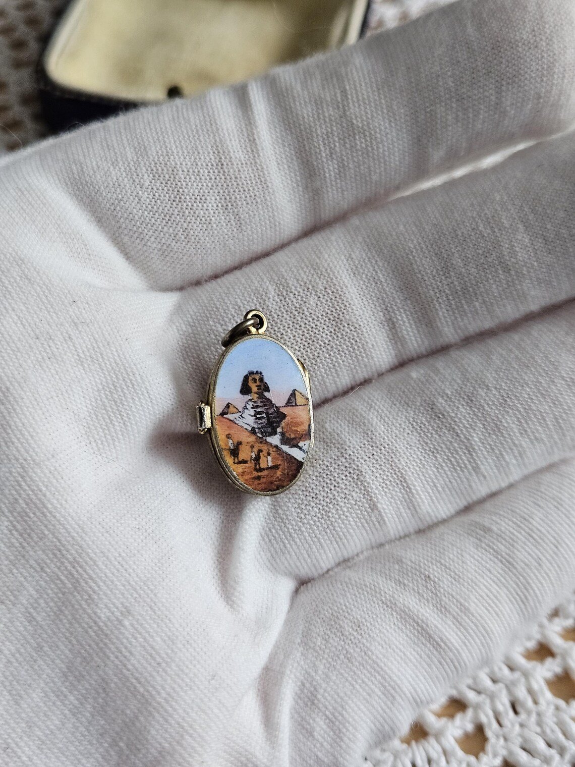 Antique BABY MOSES in basket Egyptian revival silver 800 with gold overlay charm locket sphinx and pyramid scene - Image 6