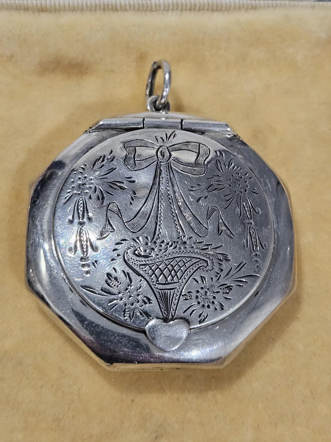 Antique Engraved hallmarked 1921 octagon locket snuff box pendant Sterling silver 925 with mirror