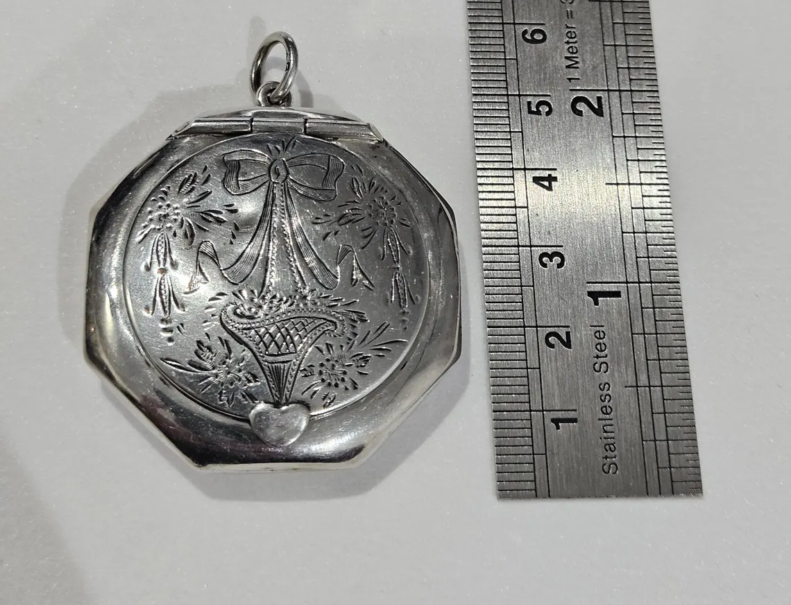 Antique Engraved hallmarked 1921 octagon locket snuff box pendant Sterling silver 925 with mirror - Image 7