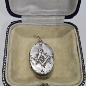 Antique Masons square and compass sterling silver 925 locket from 1899 hallmarked