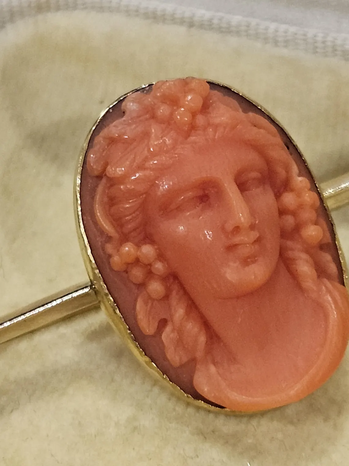 Antique Natural coral Cameo bacchante gilt over silver brooch - Image 2