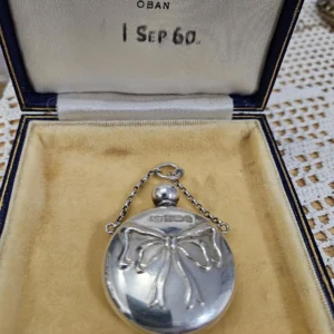 Unique Vintage Sterling Silver Penhaligon Perfume bottle hallmarked 1993 bow