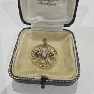 Unique antique lavalier round pendant natural pearls and Australian opal 9ct gold Edwardian era