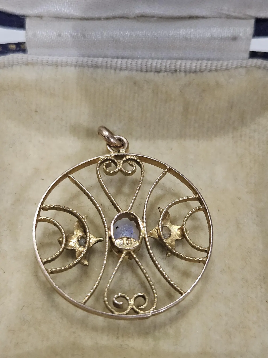 Unique antique lavalier round pendant natural pearls and Australian opal 9ct gold Edwardian era - Image 5