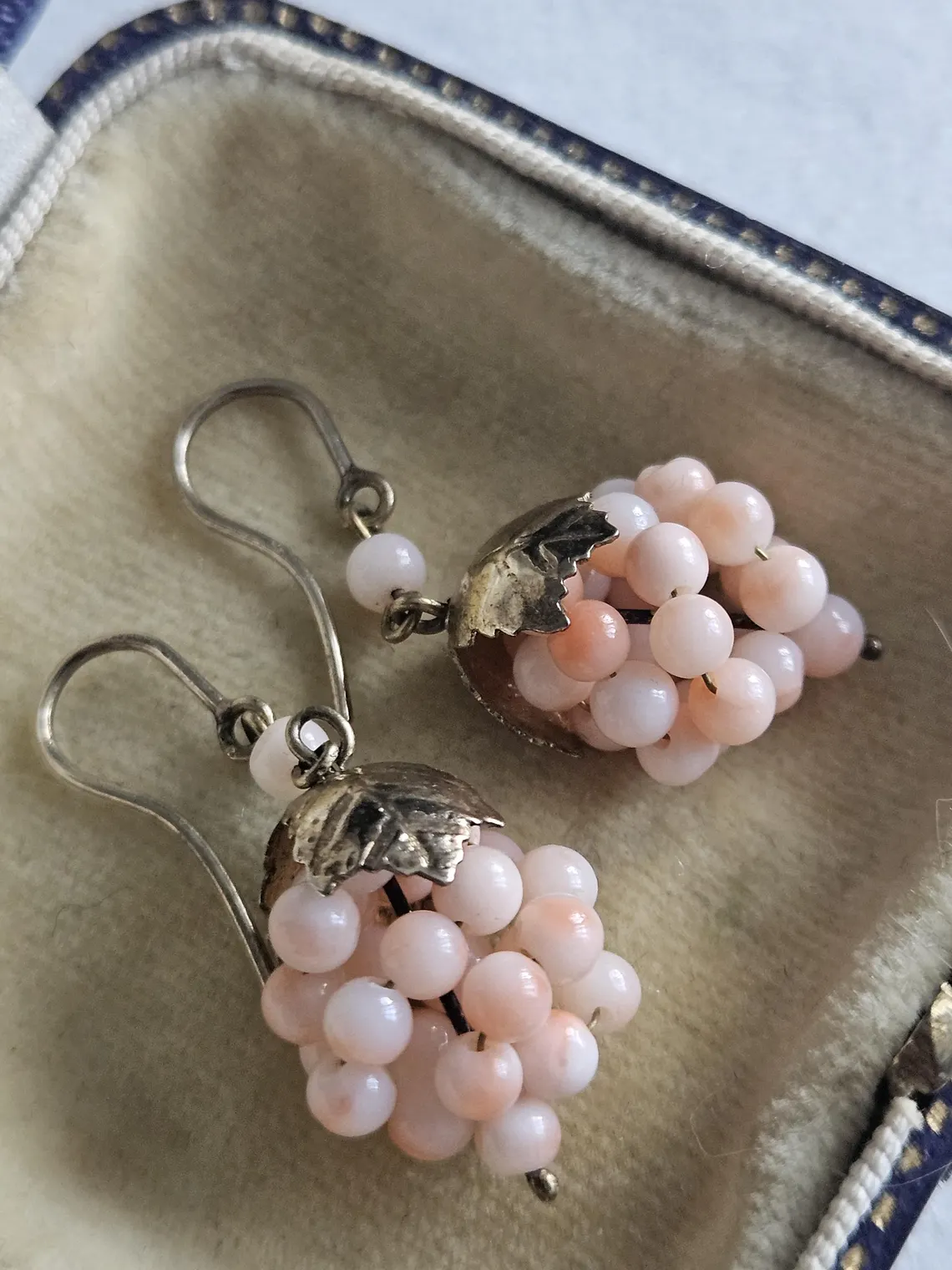 Vintage earrings hooks natural coral angel skin grapes wine, silver 800 with gold overlay - Image 2